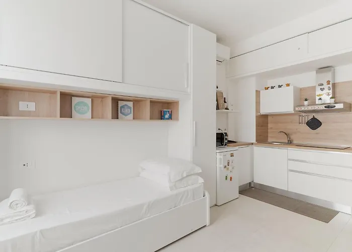 Guesthost - Bright Bocconi 밀라노