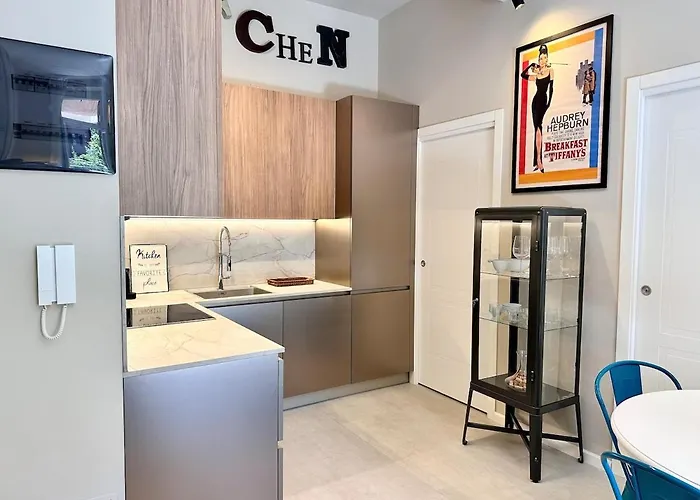 Lejlighed In Certosa, Milan, Near The Center *