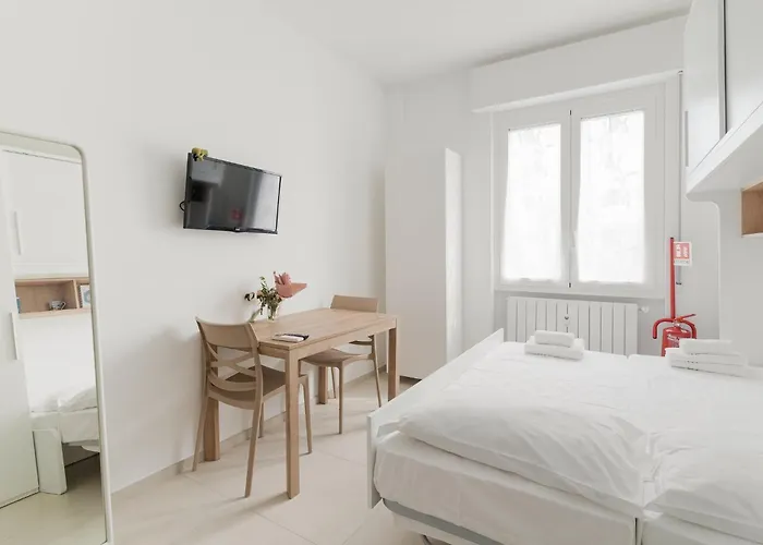 아파트 Guesthost - Bright Bocconi