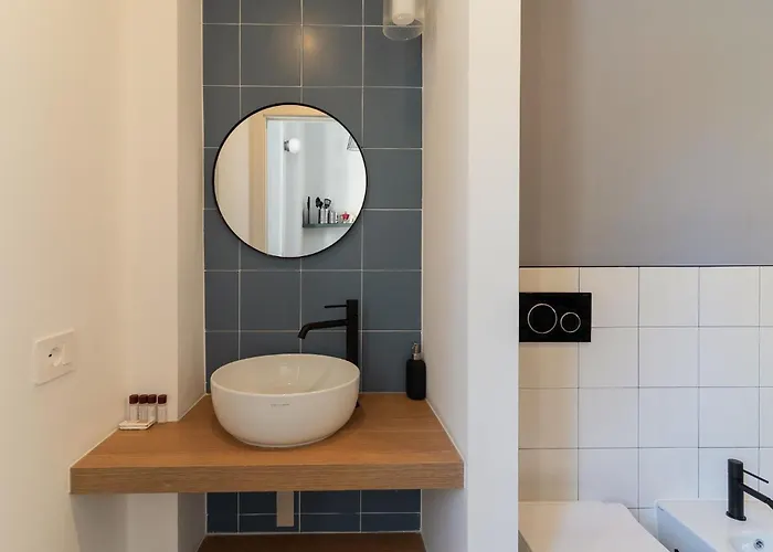 Guesthost - Portello Cozy *