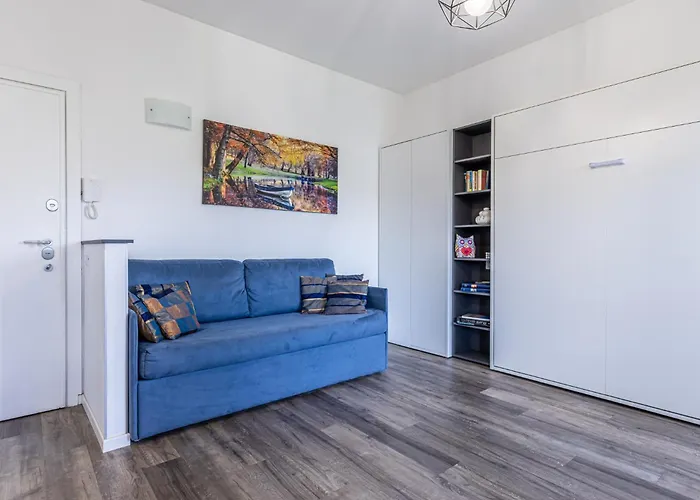 Intero Vicino A San Siro E Centro Milan