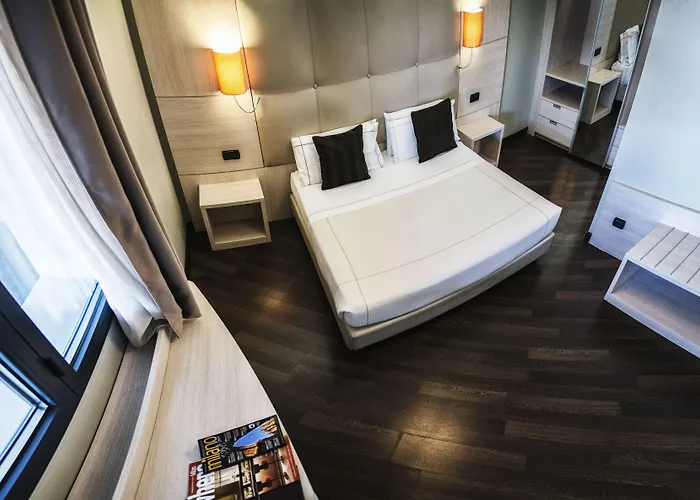 酒店 Acca Palace - Aa 4*