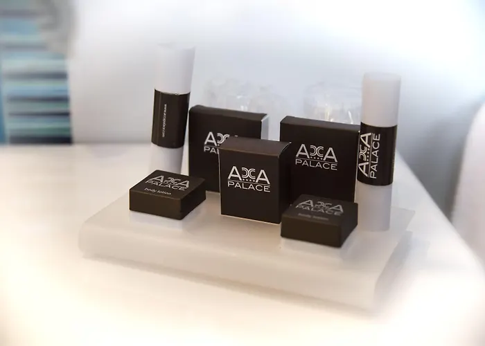 酒店 Acca Palace - Aa 4*