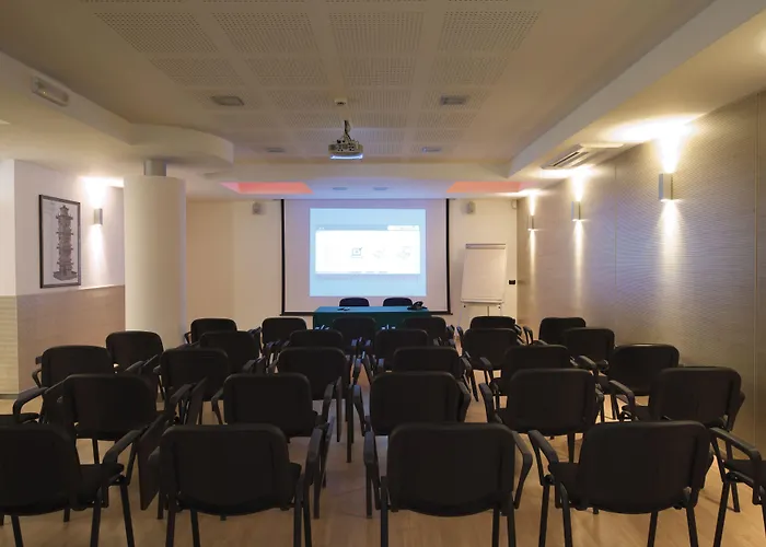 Acca Palace - Aa 호텔 4*