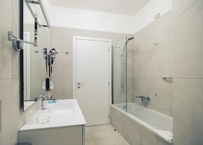 Mercure Solari 4* Milán