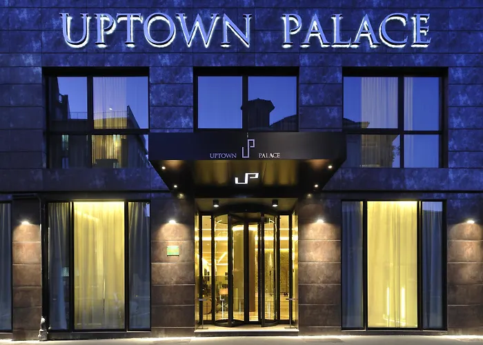 Uptown Palace Hotel 4*