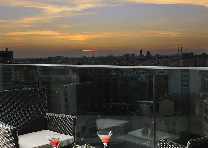 Uptown Palace Hotel 4*