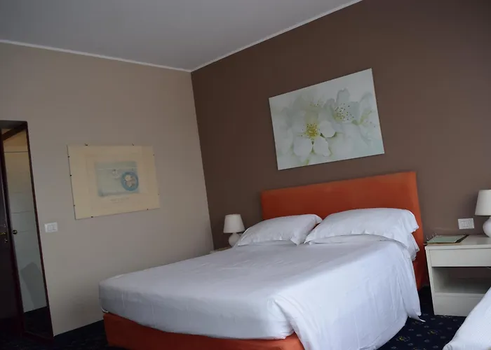 Blaise & Francis Otel 4*