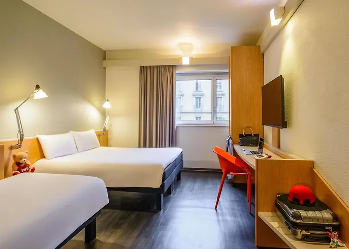Ibis Centro 3* מילאנו