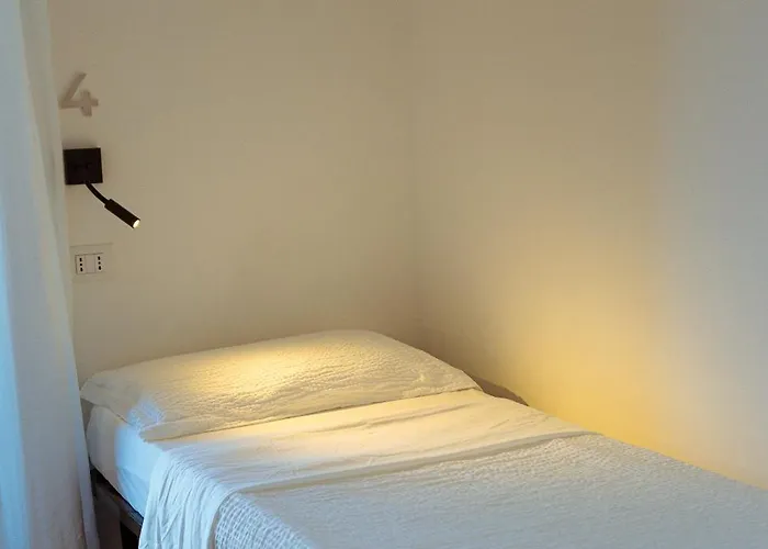 B&B Best Hostel Milano Bed & Breakfast