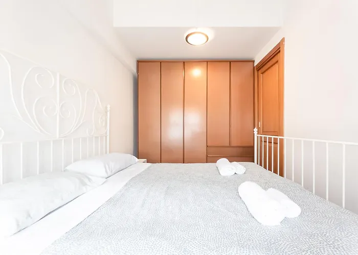 Corso San Gottardo - Darsena Flat