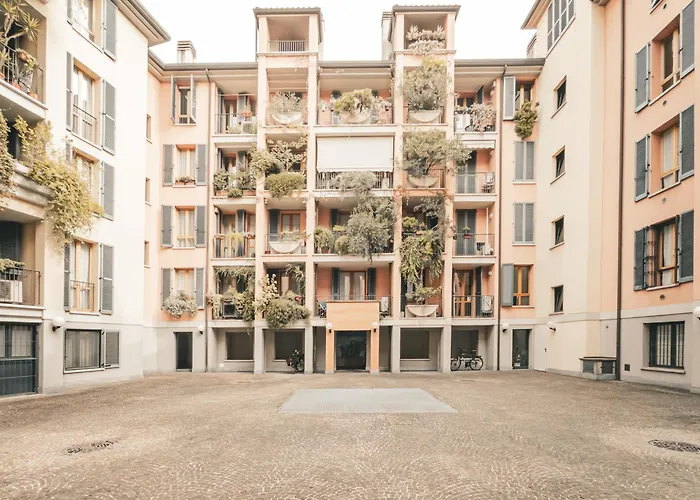 Corso San Gottardo - Darsena Flat Апартаменты *