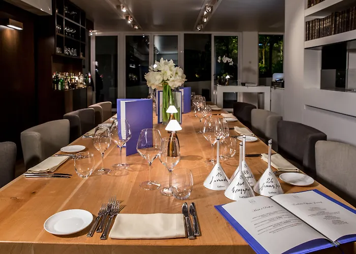 Hotell Magna Pars L'hotel A Parfum, Small Luxury Of The World