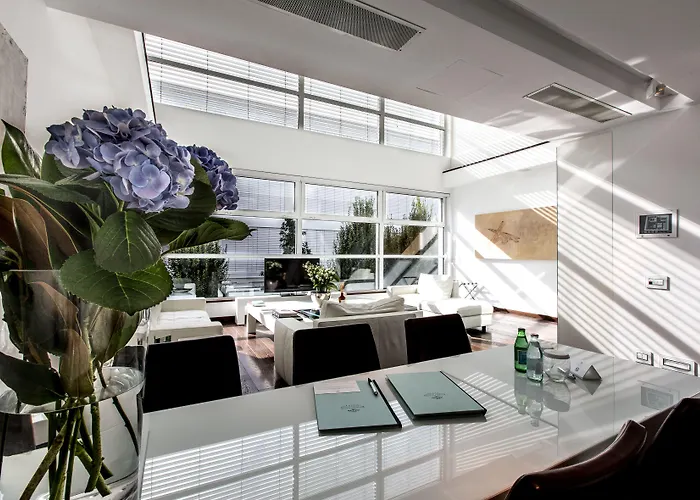 Magna Pars L'hotel A Parfum, Small Luxury Of The World 5* מילאנו