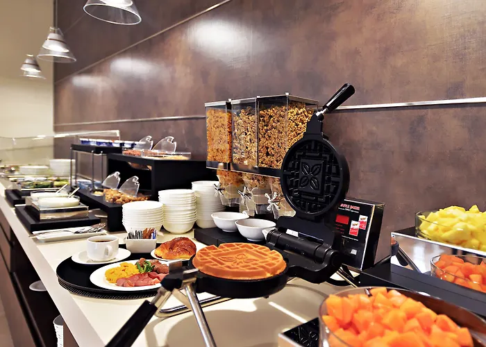 Отель Hilton Garden North Милан