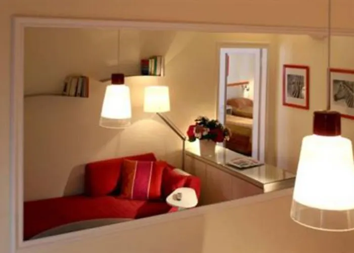 レジデンス ピアン デッラ ナーヴェ 4* ミラノ