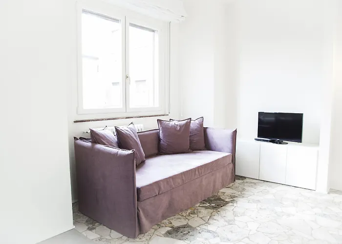 بريرا في غاريبالدي شقة *