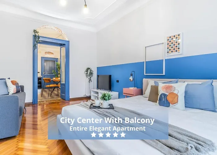 Center Elegant Flat 4-pax - Metro M1 - Fast Wifi - Ac & Balcony * Milán