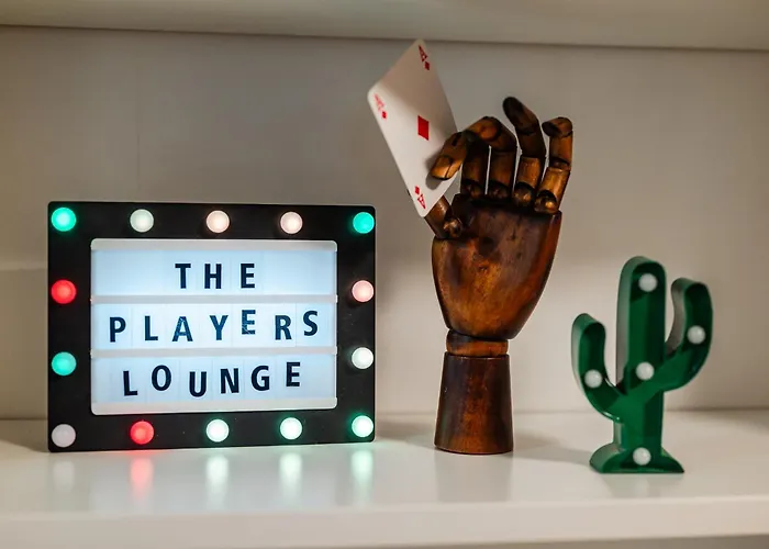 The Players Lounge - Station Area * 米兰