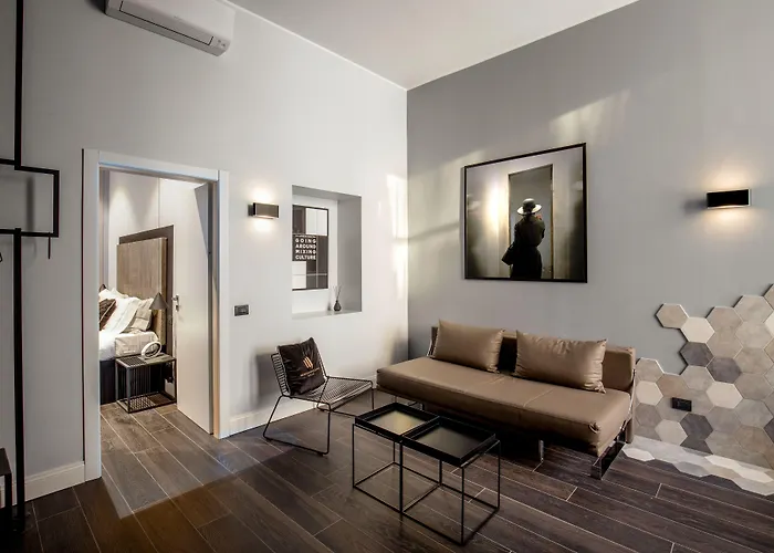 Montenapoleone 4* Milán