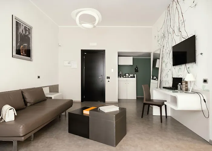 Montenapoleone 4* Milán