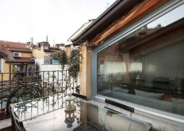 Casa Milano- And * Milan