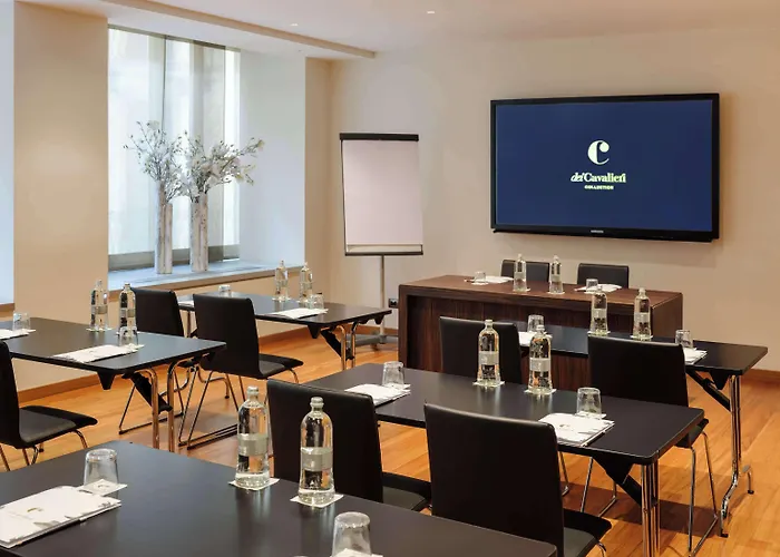 The Square Duomo - Preferred & Hotel Mailand