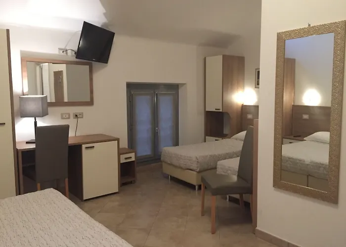 Montecarlo Hotel Milán