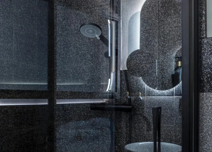 Younique Boutique 4* Mediolan