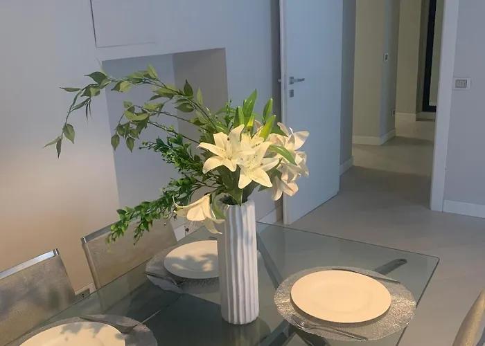 아파트 Elegant In A Prime Location 밀라노