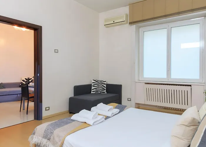 アパート Family Apartment, Duomo 12 Min Walk, 5 Guests, Near Covered Parking ミラノ