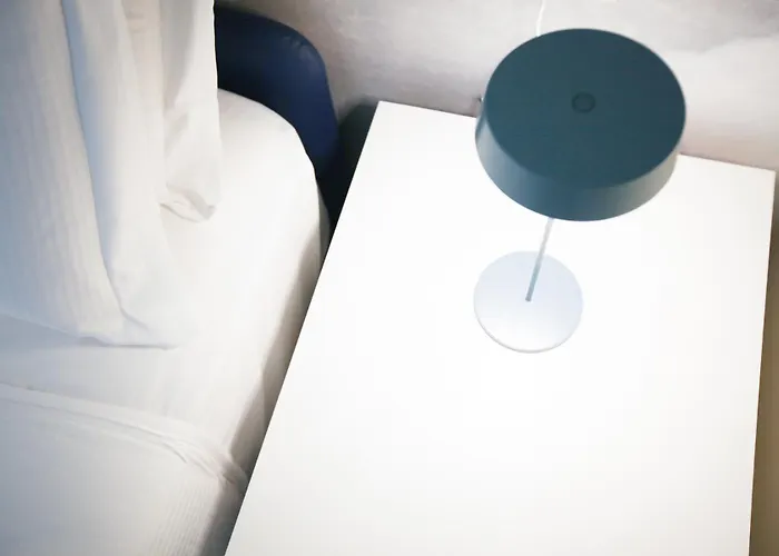 Hacca Collection - Bocconi Blue House * Milano