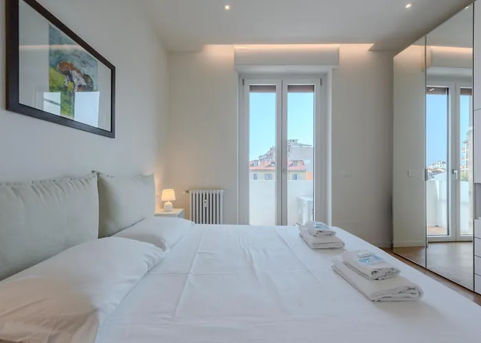 Easytopstay - Naviglio White Bliss *