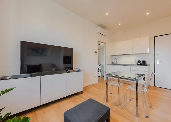 Apartament Easytopstay - Naviglio White Bliss Mediolan