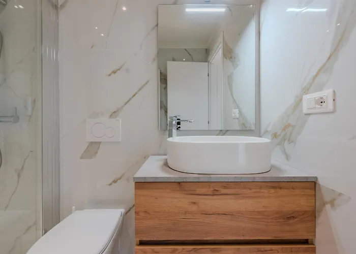 Easytopstay - Naviglio White Bliss *