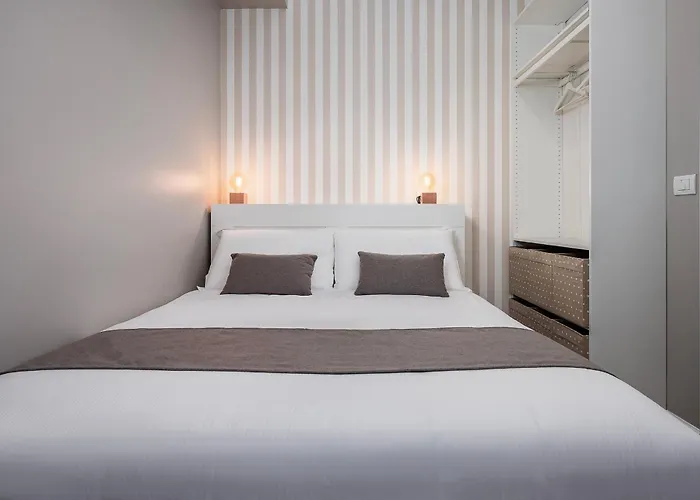 Апартаменты Classbnb - Stylish In The Moscova Area, 250 M From Metro Line M2 Милан