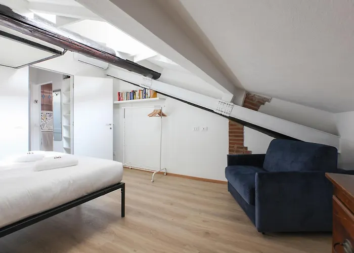 Hacca Collection - Porta Venezia Attic 2br