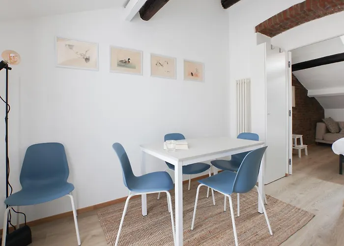 Hacca Collection - Porta Venezia Attic 2br