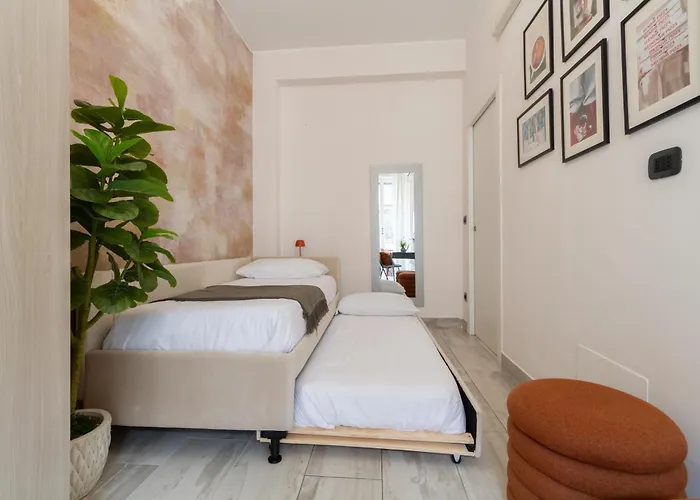 Stylish In Bocconi With Patio - Porta Romana Milano