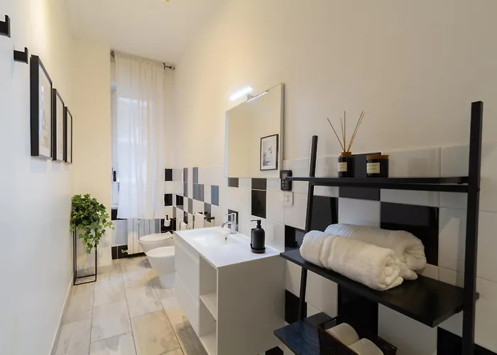 Stylish In Bocconi With Patio - Porta Romana *