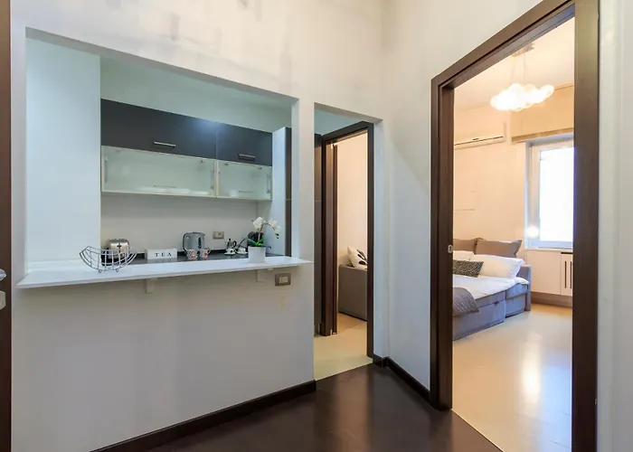 Family Apartment, Duomo 12 Min Walk, 5 Guests, Near Covered Parking ミラノ
