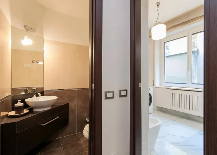 アパート Family Apartment, Duomo 12 Min Walk, 5 Guests, Near Covered Parking ミラノ
