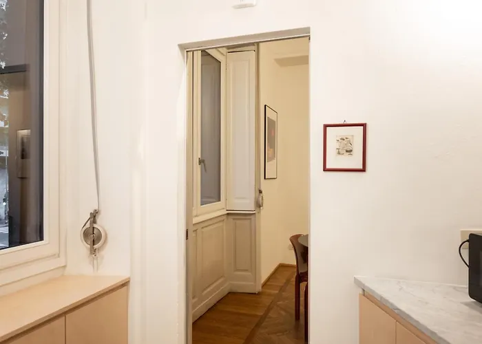 One Bedroom Of Comfort And Style In The Heart Of * Milan