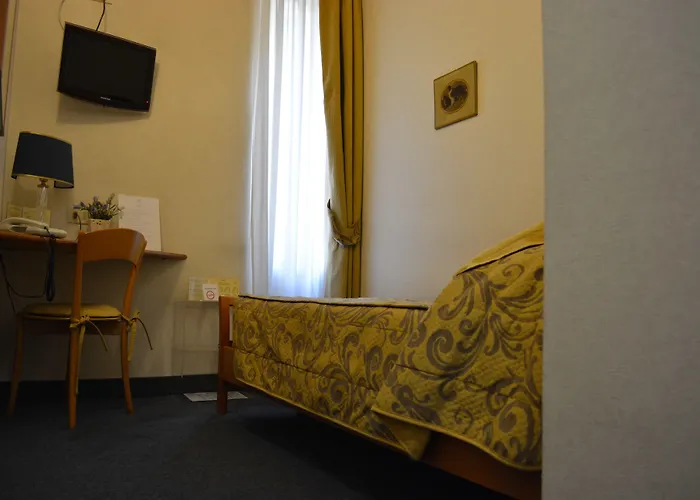 Antica Leonardo Milan