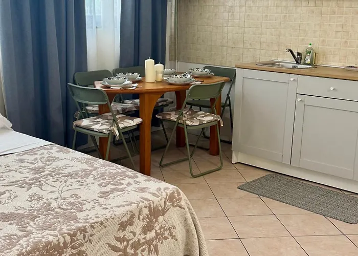 Dergano 2 Near Metro Stop Aparthotel