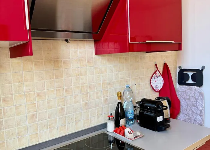 Апарт-отель Dergano 3 Near Metro Stop 3*