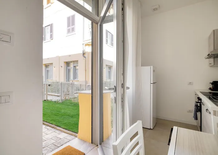 Apartment Just Urban - Modern 1-br Navigli - Metro M2 Milan