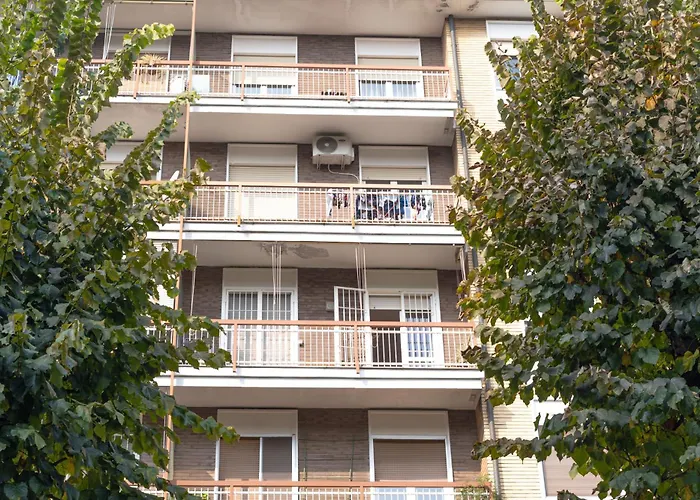 I-host - Nota 39 * Milano