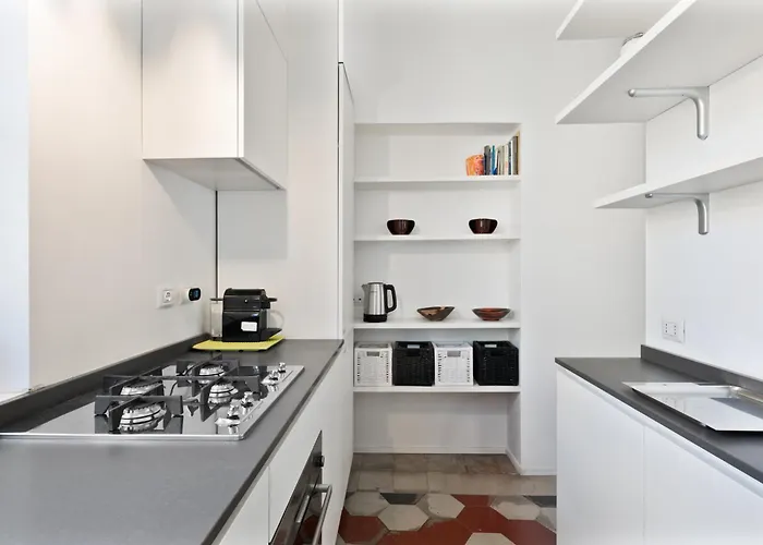 Apartment Vintage Hideaway Milan-historic Courtyard *