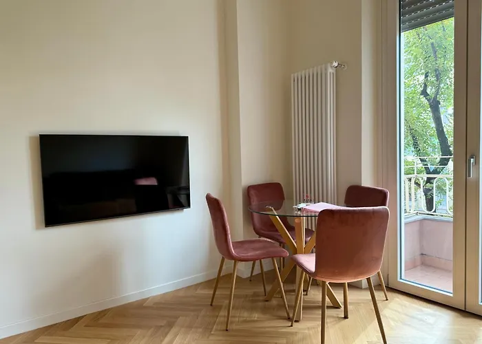 Stylish Flat Porta Romana E Bocconi Daire Milano